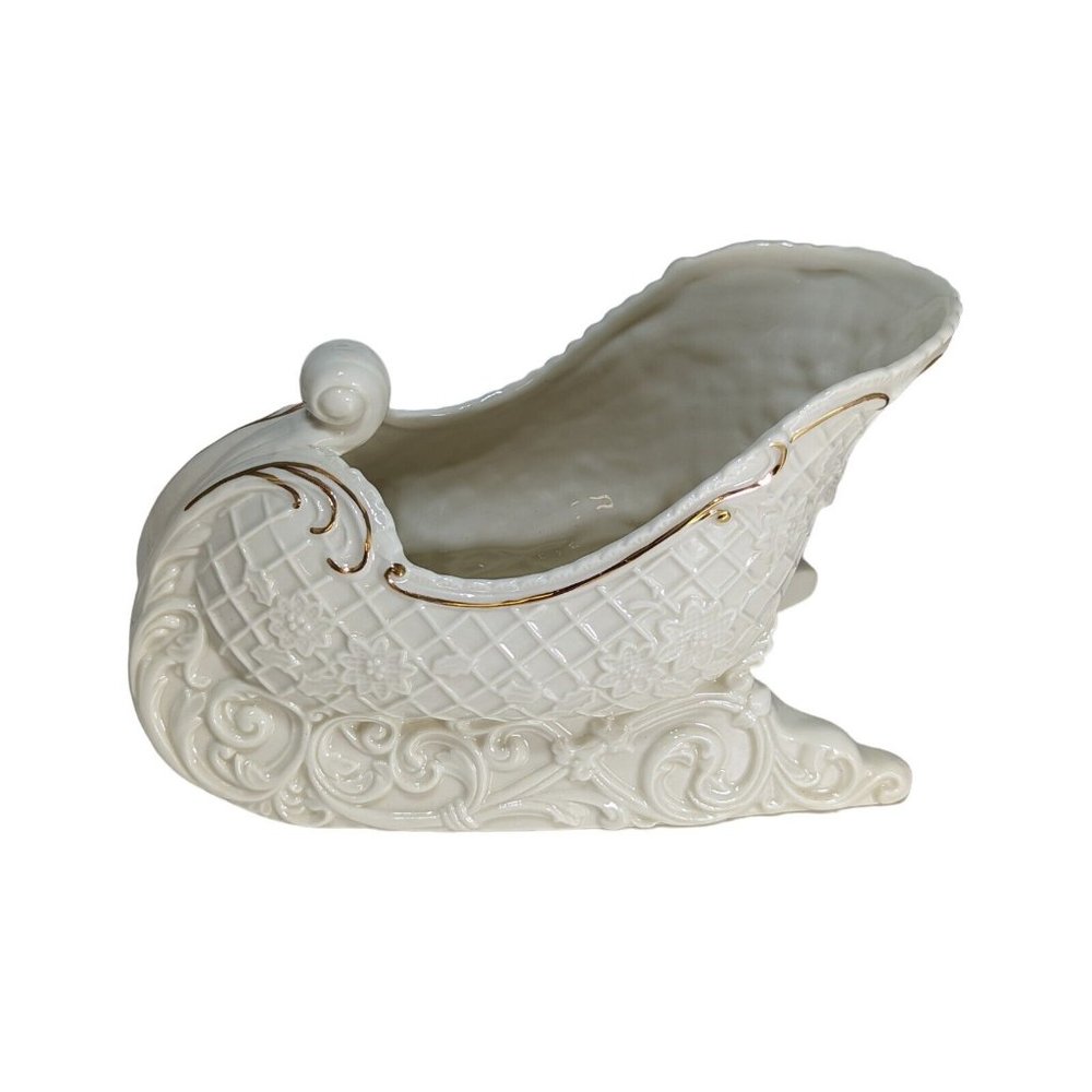 Christmas Sleigh Planter Centerpiece Ceramic Porcelain 9"